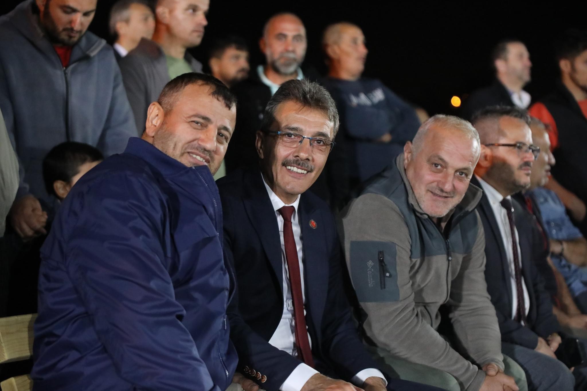 BAŞKAN ŞENOL DİNÇ ÇAYBAŞI FUTBOL TURNUVASININ KAPANIŞ PROGRAMINA KATILDI   