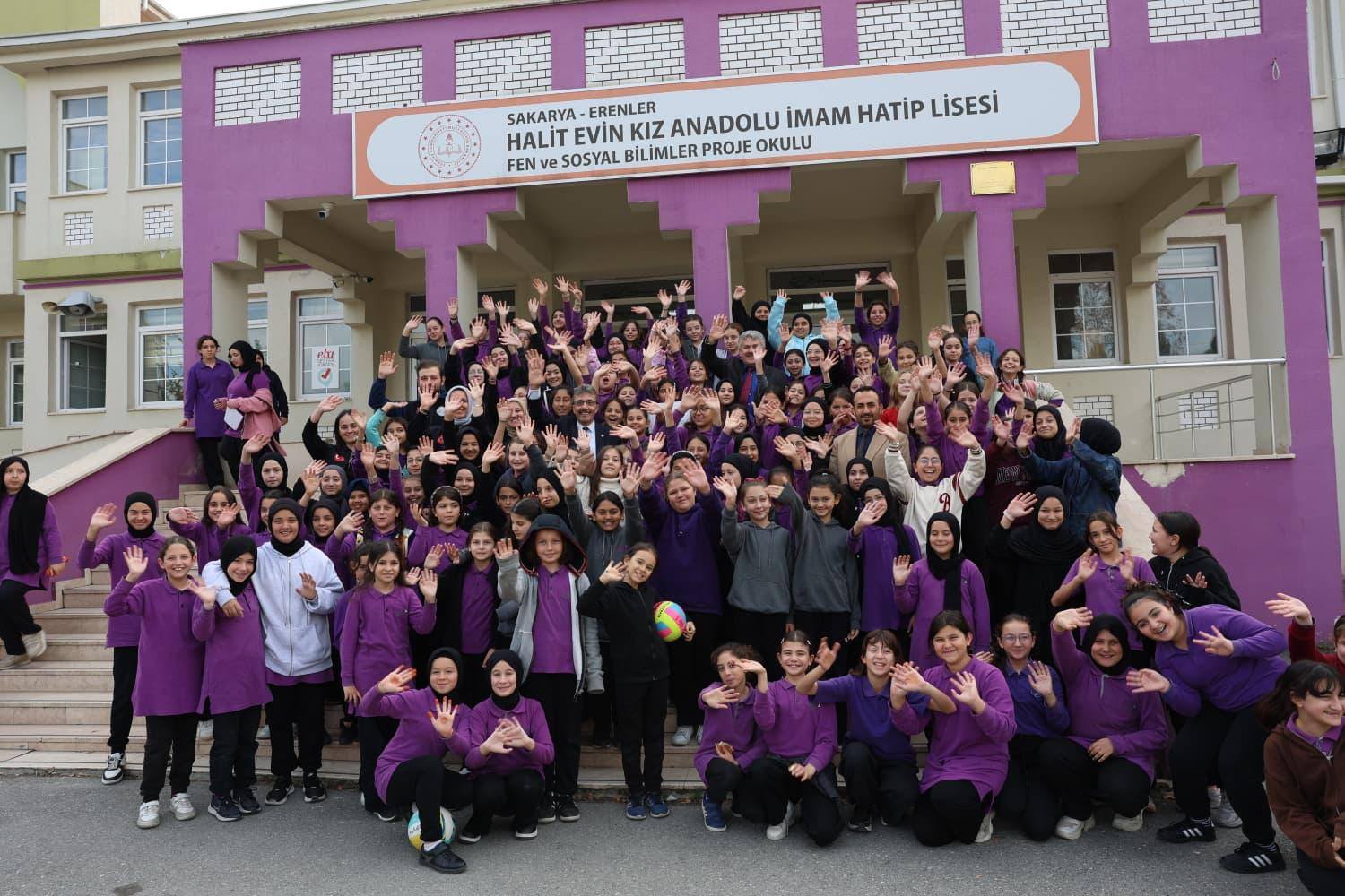 ERENLER’DE AFET FARKINDALIK EĞİTİMLERİ DEVAM EDİYOR