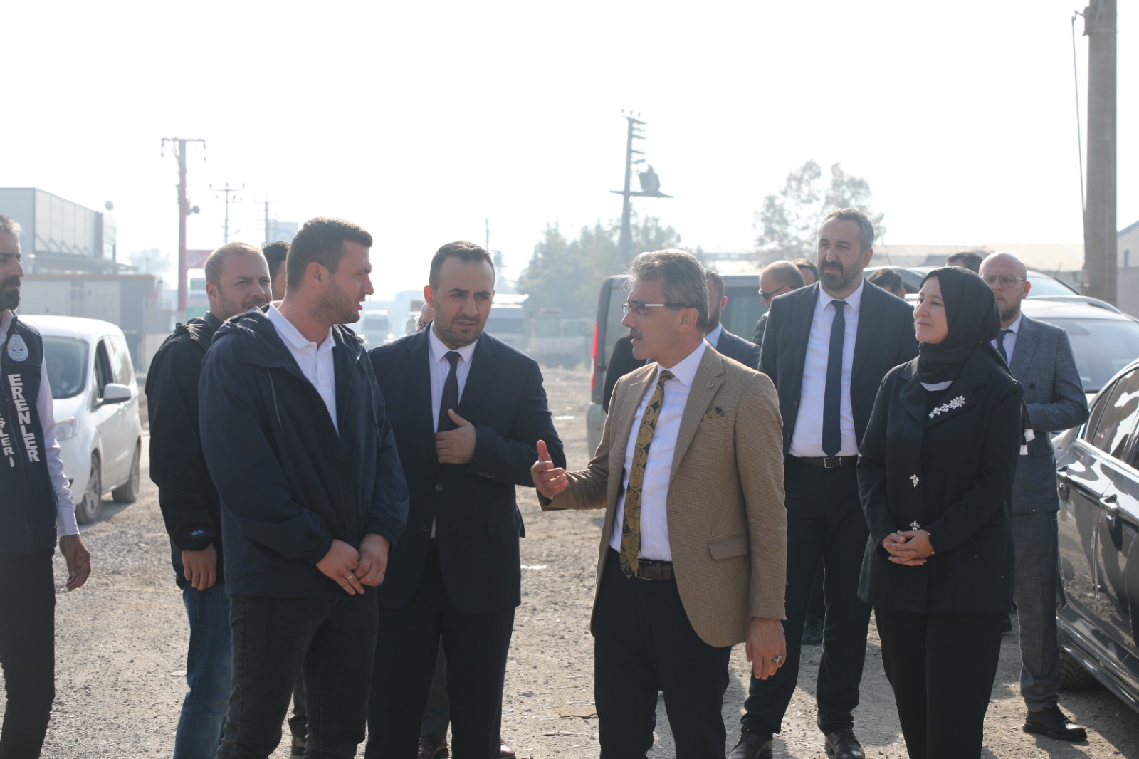 ERENLER’DE ASFALT SEFERBERLİĞİ: BAŞKAN ŞENOL DİNÇ ÇALIŞMALARI YERİNDE İNCELEDİ