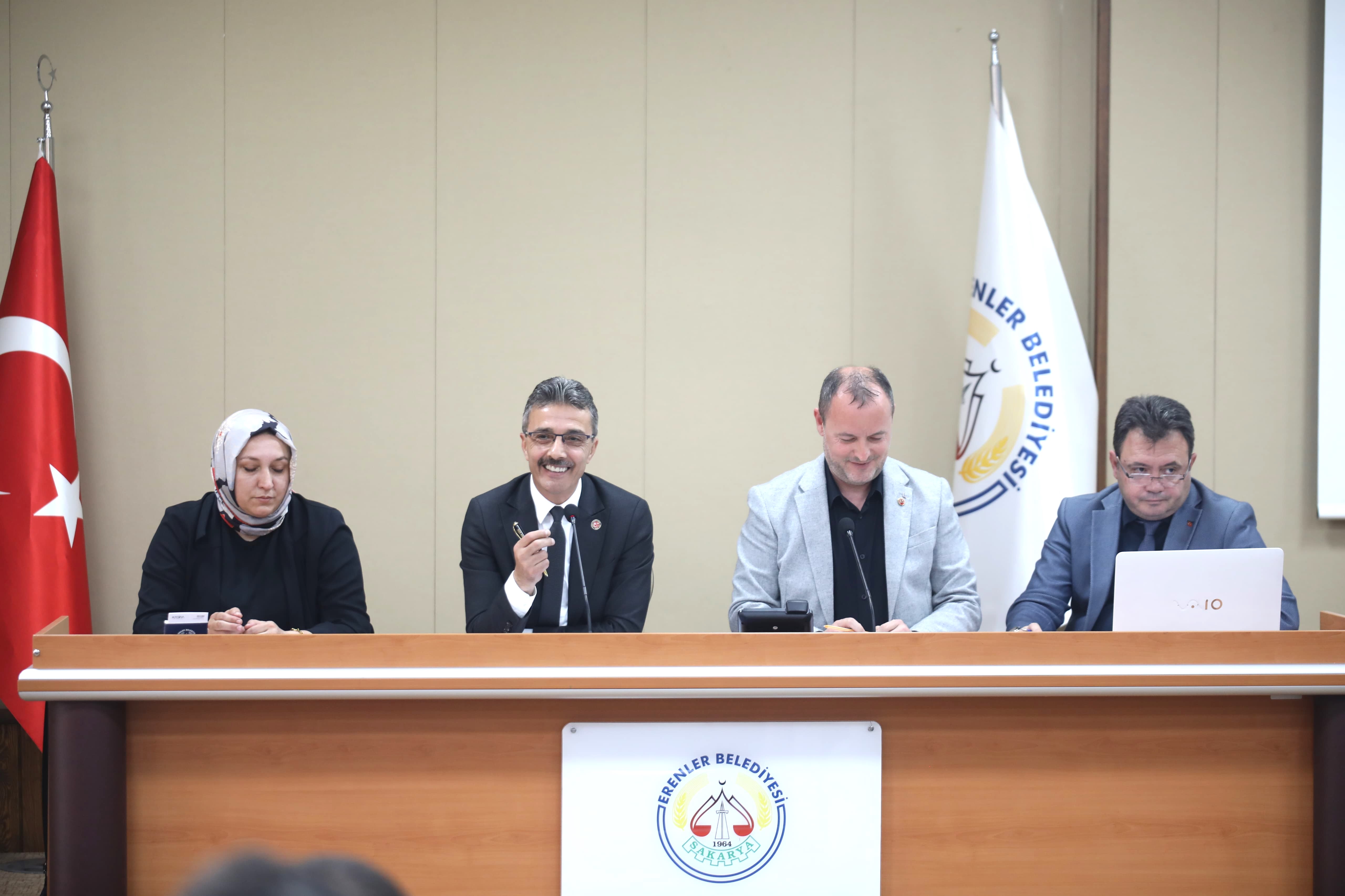 GENÇLERE MÜJDE: ERENLER KENT AKADEMİSİ
