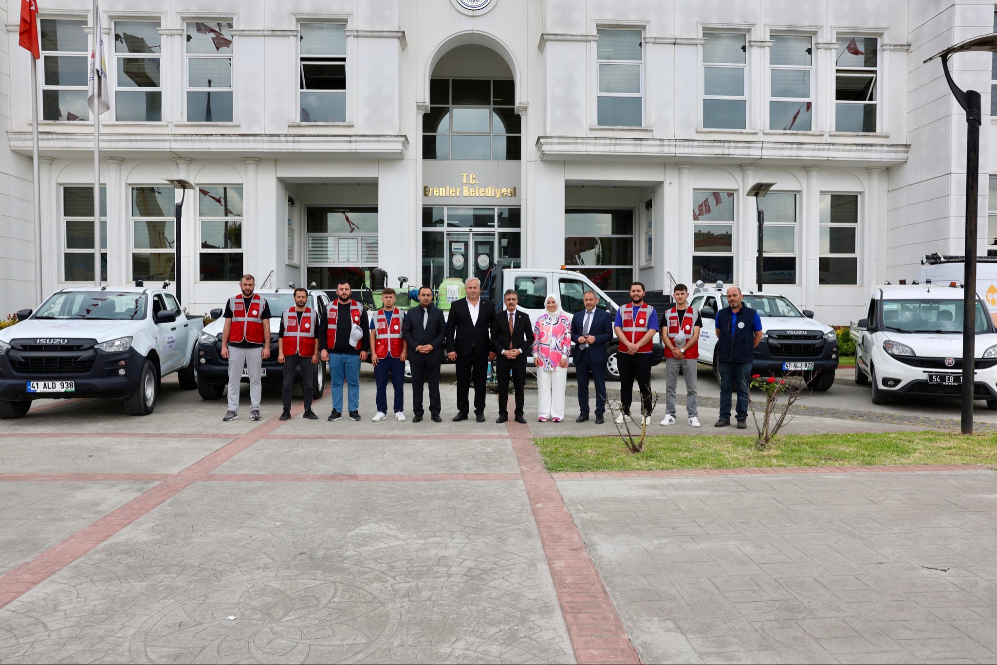 ERENLER’DE İLAÇLAMA ÇALIŞMALARI TİTİZLİKLE SÜRÜYOR